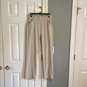 Women’s Pull-On, Straight Leg, Relaxed Pants